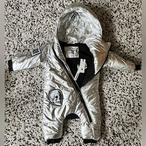 NUNUNU Jackets & Coats | Baby Snowsuit | Metallic Silver | Size 0-6 mo - NWT